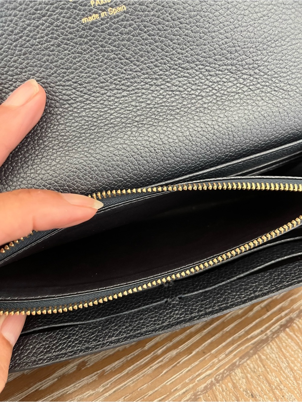 Louis Vuitton Monogram Shimmering Empriente Sarah Wallet - Picture 11 of 11